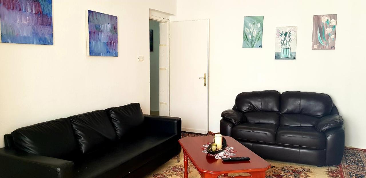 Home Flori&Vili Szkodra Zewnętrze zdjęcie
