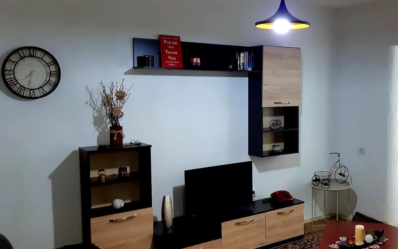 Home Flori&Vili Szkodra Zewnętrze zdjęcie