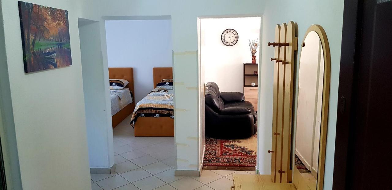 Home Flori&Vili Szkodra Zewnętrze zdjęcie